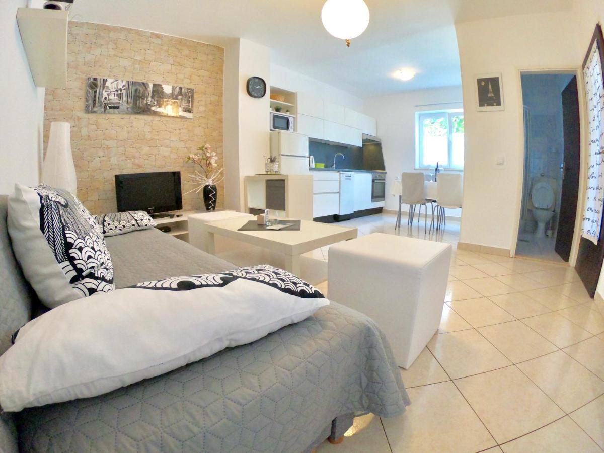 Corinne Garden Residence Novigrad Istria Exterior foto